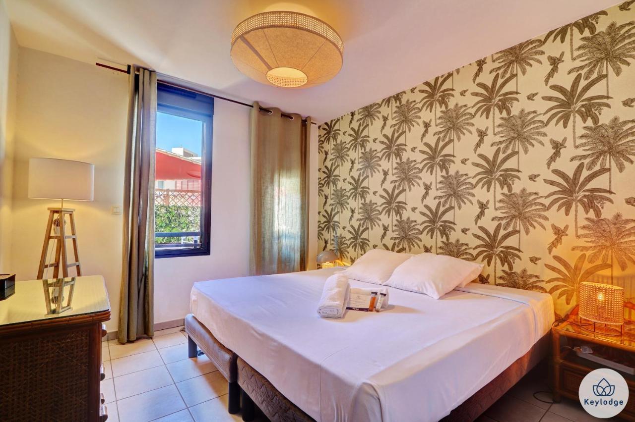 T2 - Ti Patio II - 4 Etoiles - Centre-Ville De Saint-Pierre المظهر الخارجي الصورة